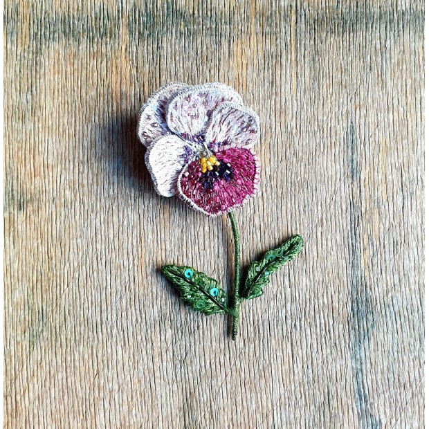 Trovelore sagė sodo našlaitė