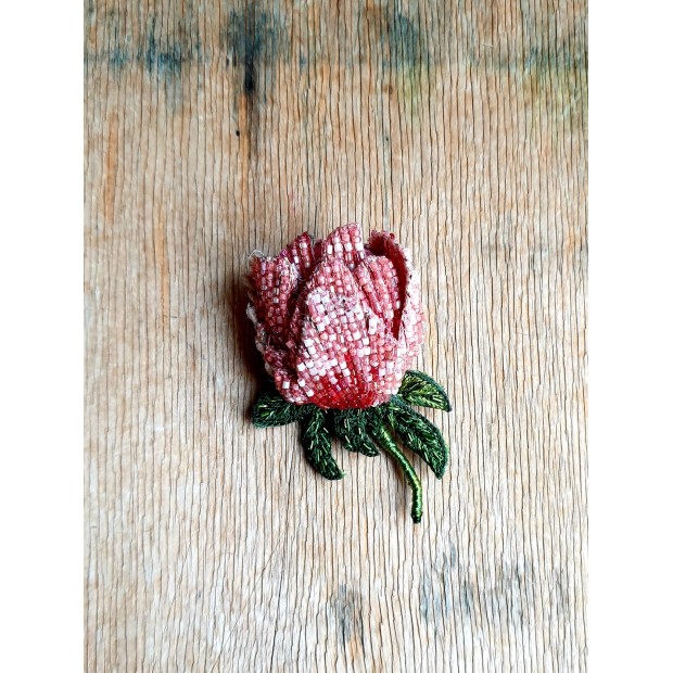 Trovelore sagė sodo bijūnas